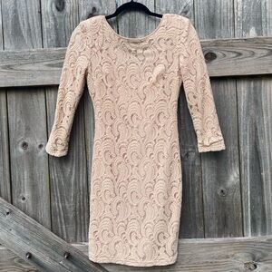 Ark & Co Textured Creamy Peach Fitted Midi Dress size S